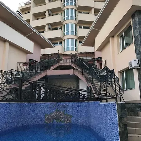 62a Doctor Luben Lazarov Street Apartment